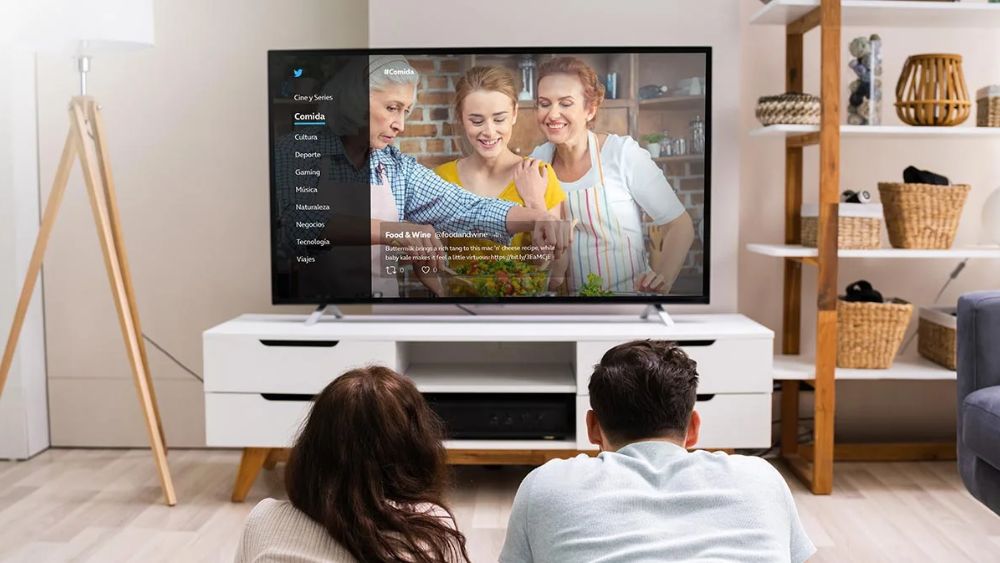 Smart TV mang đến cả một thế giới giải trí ngay trong phòng khách
