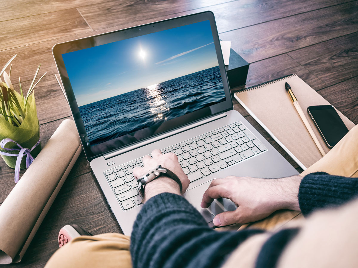 Dù có nhiều thiết bị mới xuất hiện, laptop vẫn giữ vai trò quan trọng trong học tập và công việc chuyên môn. 