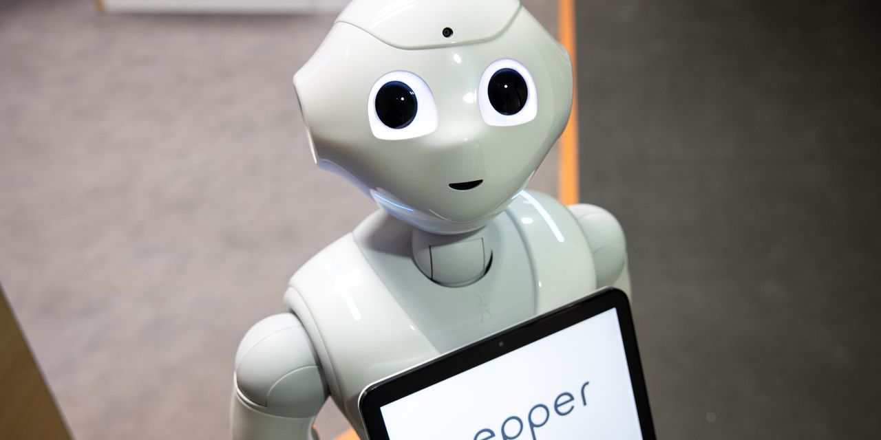 Pepper – Robot giao tiếp cảm xúc
