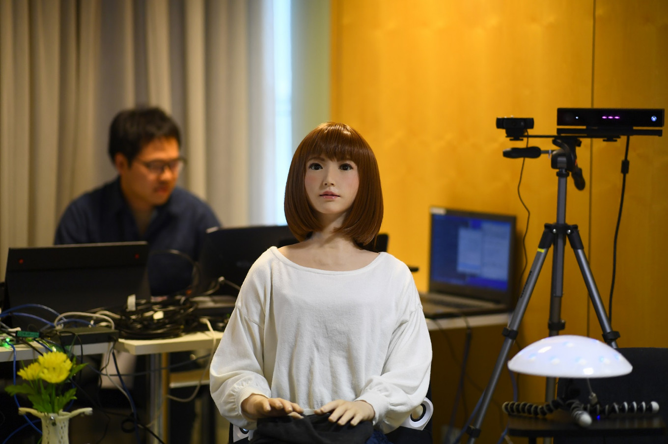 Erica – Robot MC AI giống người thật