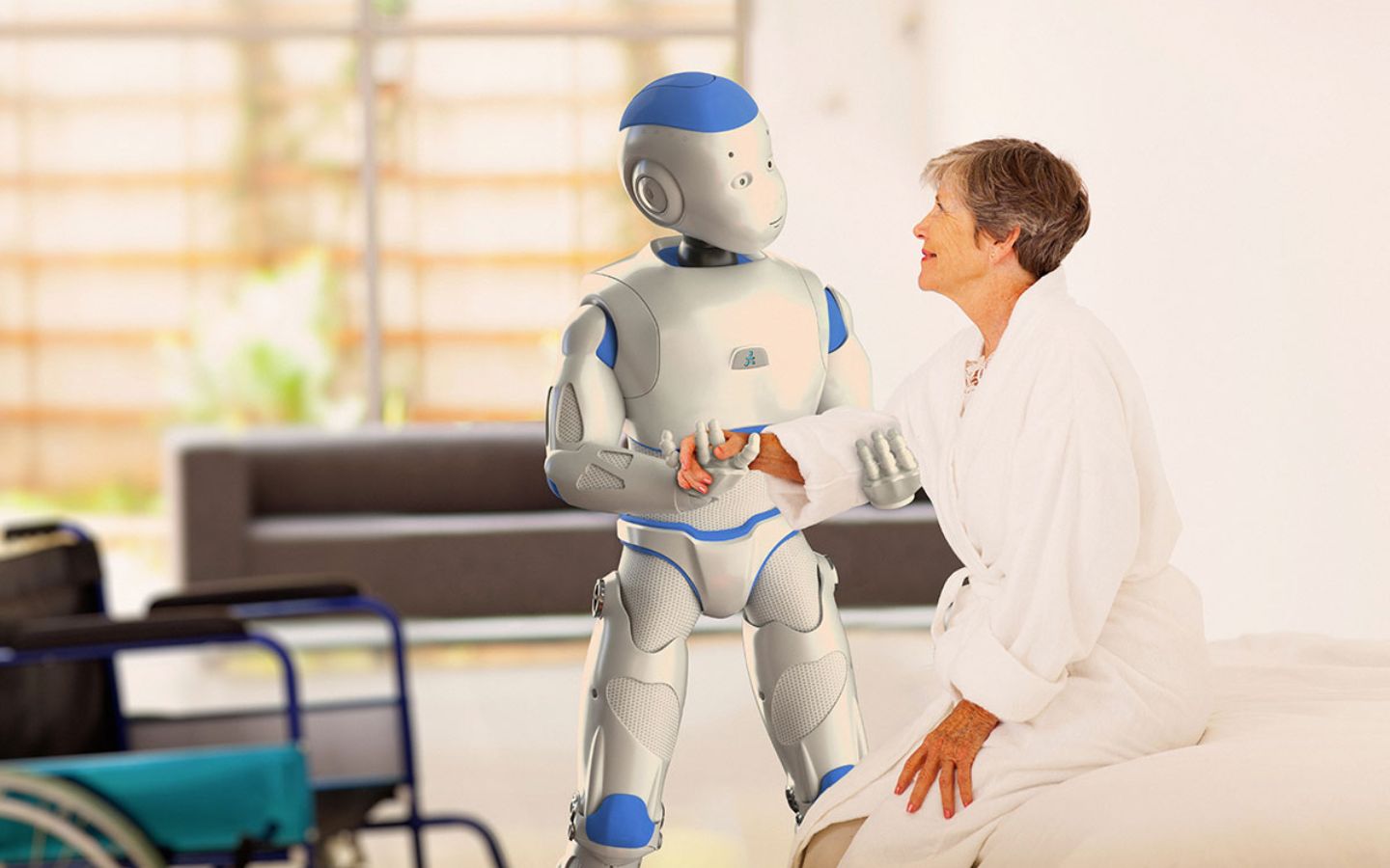 Trong tương lai, robot có thể hỗ trợ người già, người khuyết tật và giúp giảm tải áp lực cho đội ngũ y tế.