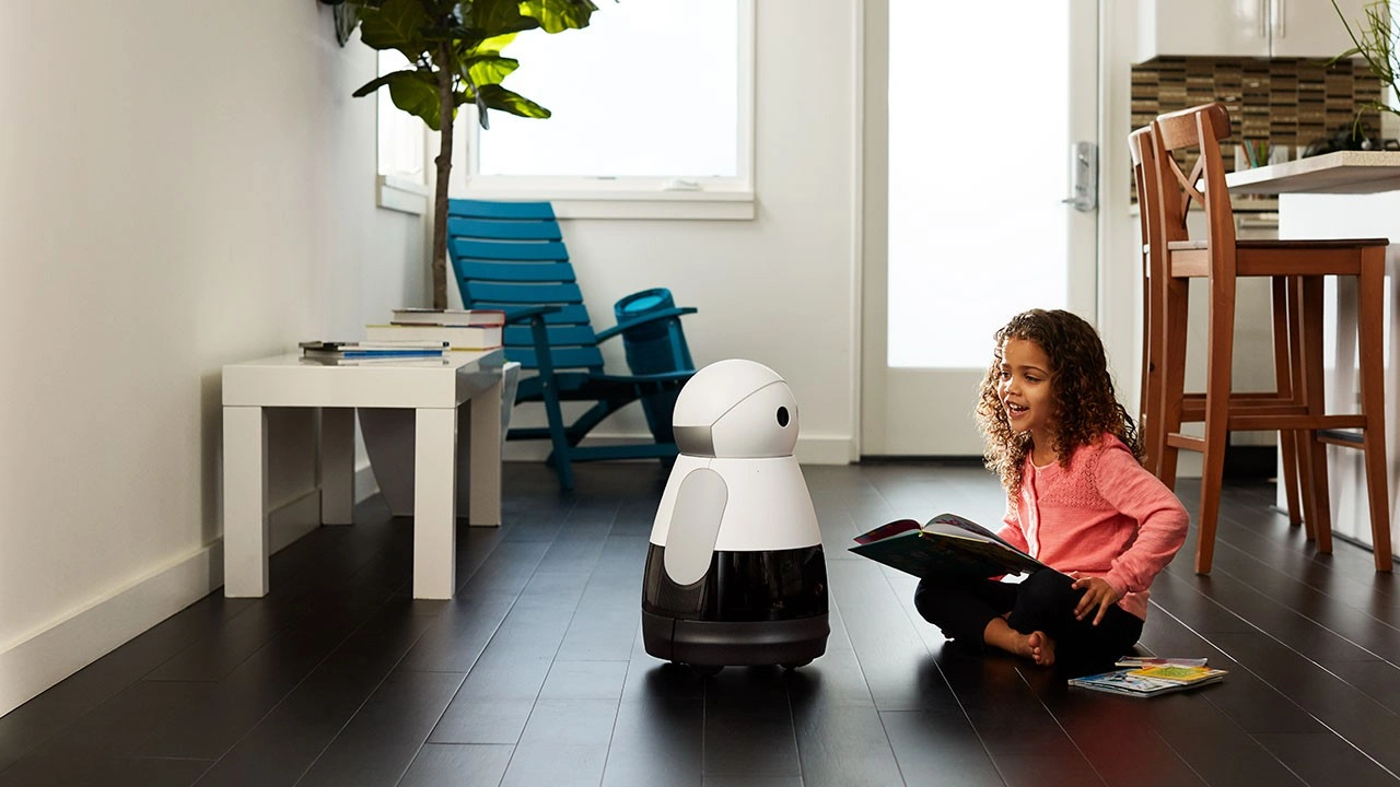Trong giáo dục, robot quản gia hỗ trợ giảng dạy, học ngoại ngữ và tăng tính tương tác cho học sinh