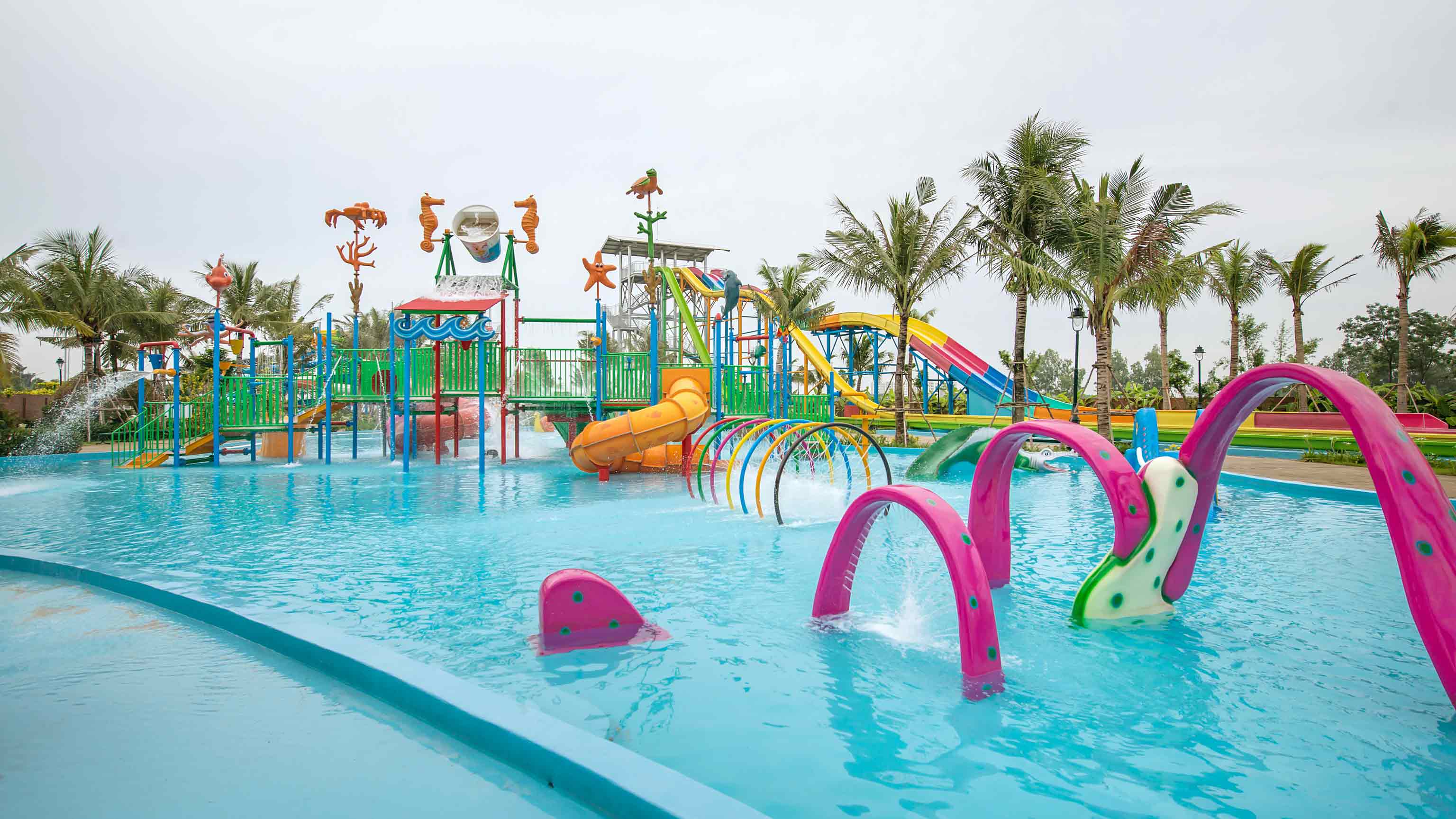 Baara Land sẽ mang đến cảm giác mới lạ hơn nhờ khu biển nhân tạo rộng lớn nằm ở khu vực Quốc Oai