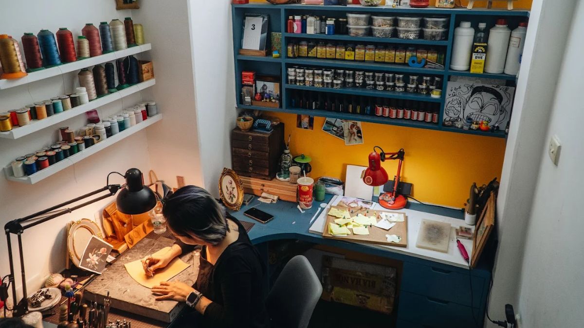 Blooming Kraft Art Studio là điểm đến dành cho những ai muốn khám phá nghệ thuật chế tác đồ da thủ công
