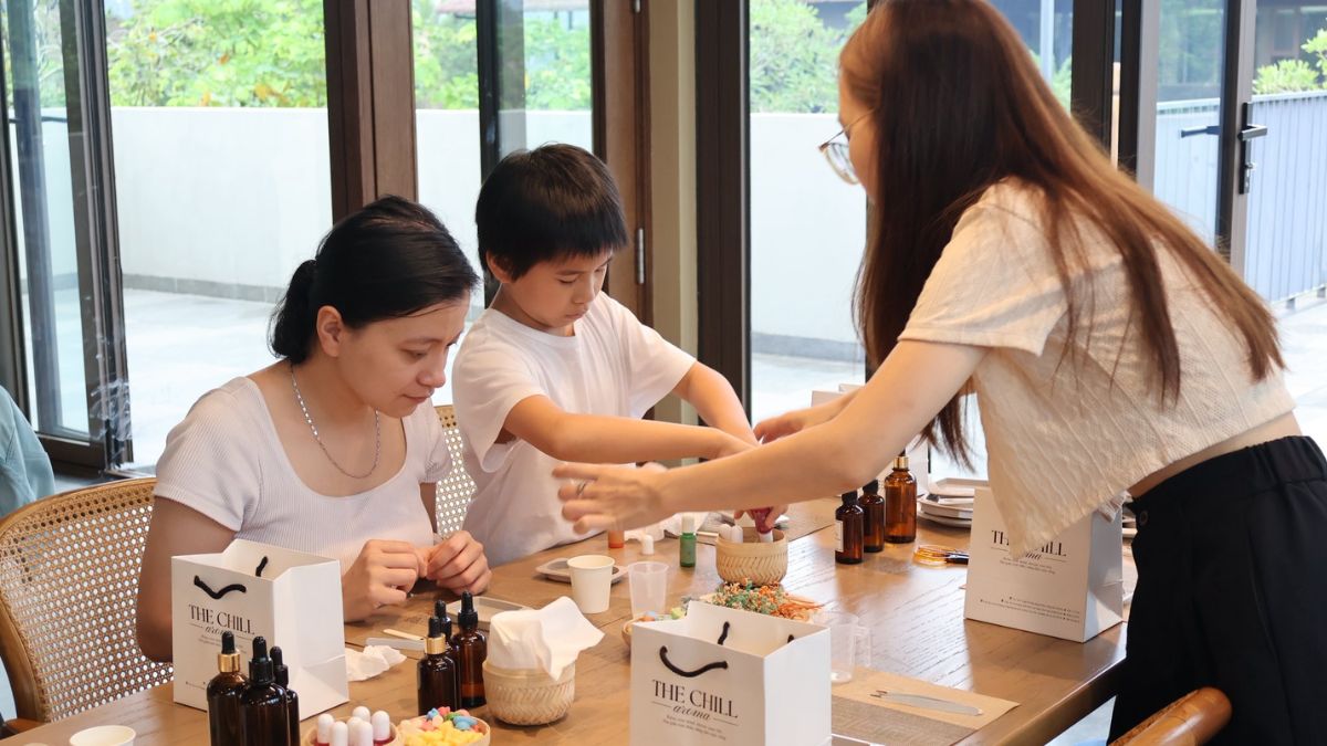 The Chill Aroma là địa điểm workshop làm nến thơm Hà Nội mang đến vibe chill hết nấc