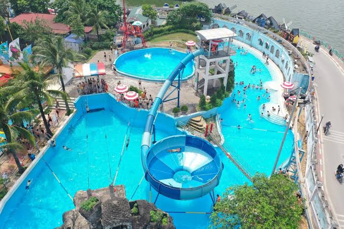 Cách mua vé vào công viên nước Hồ Tây