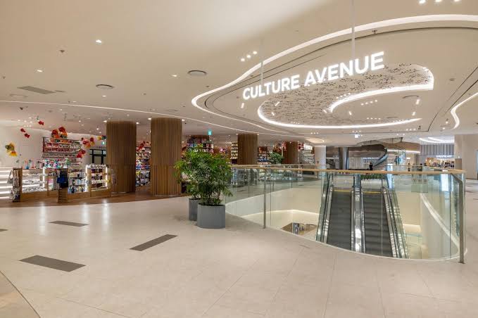 Tầng 4, đặc biệt là khu Culture Avenue, là nơi đầu tiên bạn nên ghé khi tìm các workshop sáng tạo