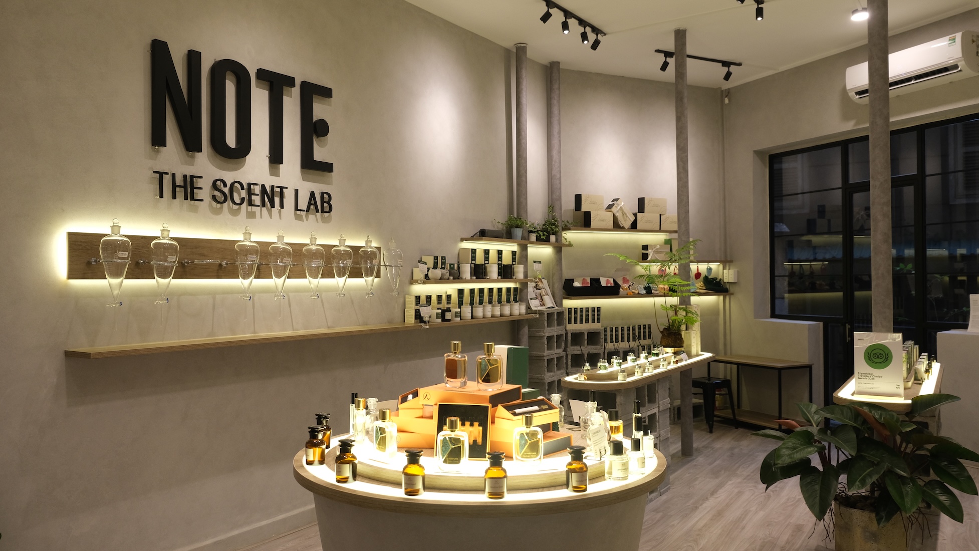 Khám Phá Những Workshop Sáng Tạo Hấp Dẫn Tại Lotte Tây Hồ