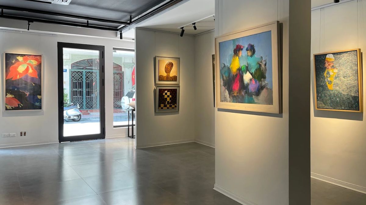 Hanoi Studio Gallery sở hữu không gian triển lãm tối giản nhưng đầy tính nghệ thuật