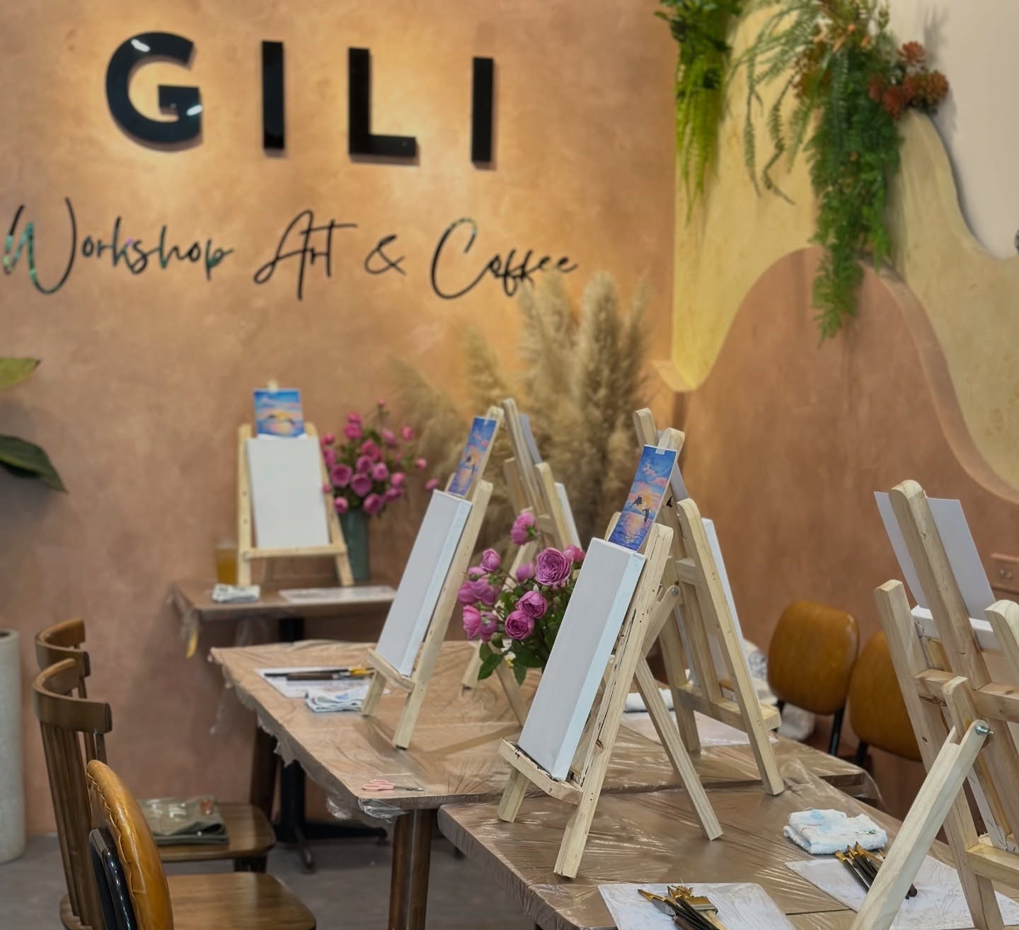 Gili Workshop Art & Coffee là một mô hình kết hợp giữa quán cà phê và không gian sáng tạo.