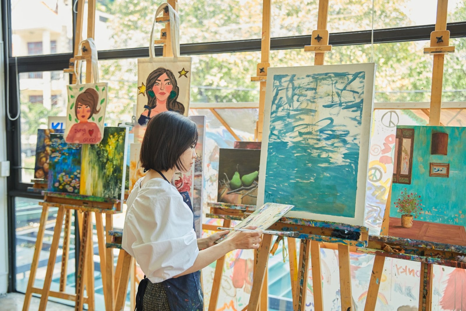 Tipsy Art là một trong những đơn vị tiên phong đưa mô hình workshop vẽ tranh trải nghiệm đến gần hơn với giới trẻ Việt Nam