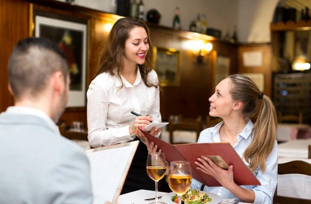 Cải thiện dịch vụ và trải nghiệm F&B  -  Nguồn: Blog