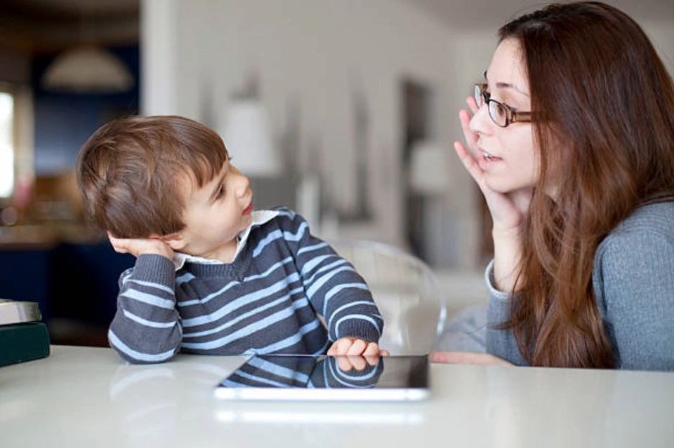 Khuyến khích bé đặt câu hỏi