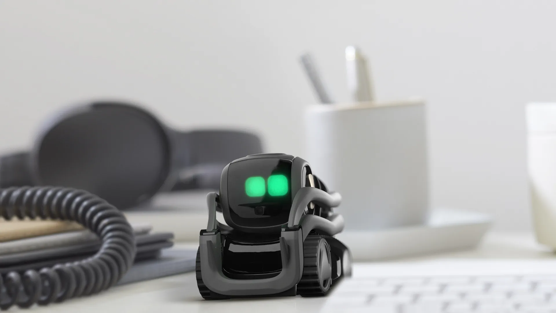 Dù đã ra mắt từ nhiều năm trước, Anki Vector vẫn được đánh giá là một trong những robot đồng hành thành công nhất trên thị trường
