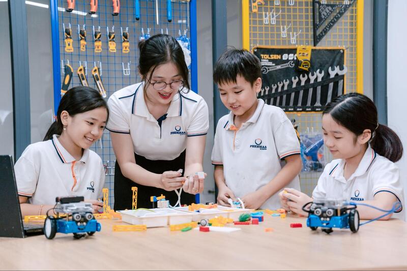 Các mô hình giáo dục STEM phổ biến: Cha mẹ nên chọn phương pháp nào cho con?