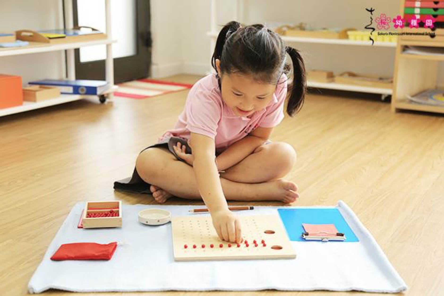 Một trong những kỹ năng quan trọng cha mẹ có thể hướng dẫn là giúp trẻ biết mình có những nhiệm vụ nào, nên thực hiện việc gì trước