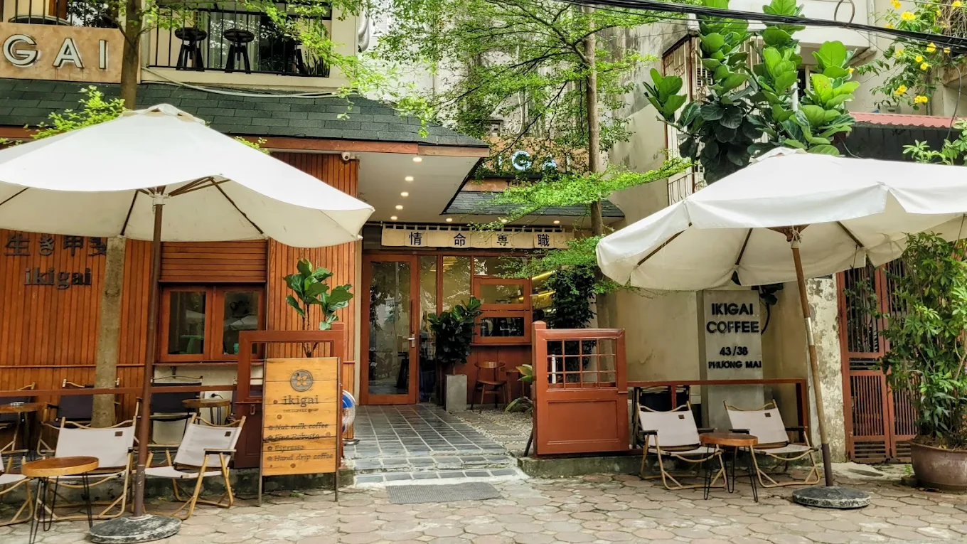 ấy cảm hứng từ triết lý tìm kiếm ý nghĩa cuộc sống của người Nhật, Ikigai Coffee mang đến không gian vô cùng ấm áp, chữa lành cho tâm hồn. 